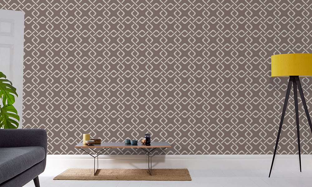 Grey geometric link wallpaper design in a medium-sized pattern in a living room