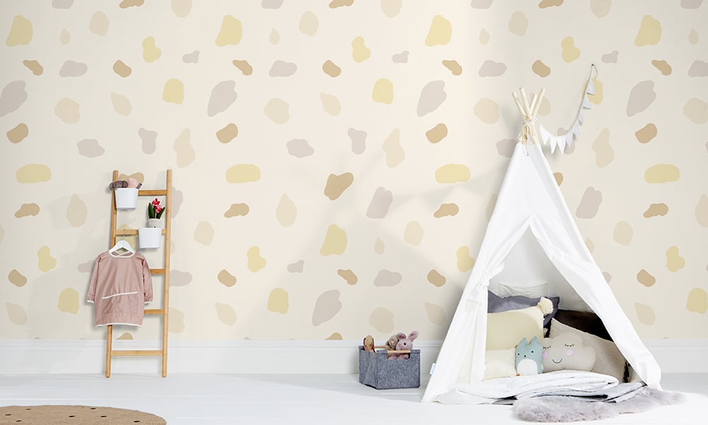 Large scale neutral splodge wallpaper pattern with kids play ladder